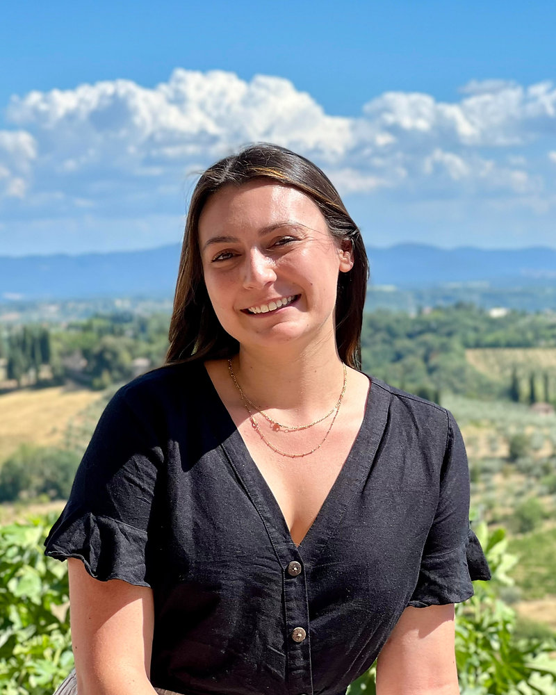 Analiese Aracri, Occupational therapist